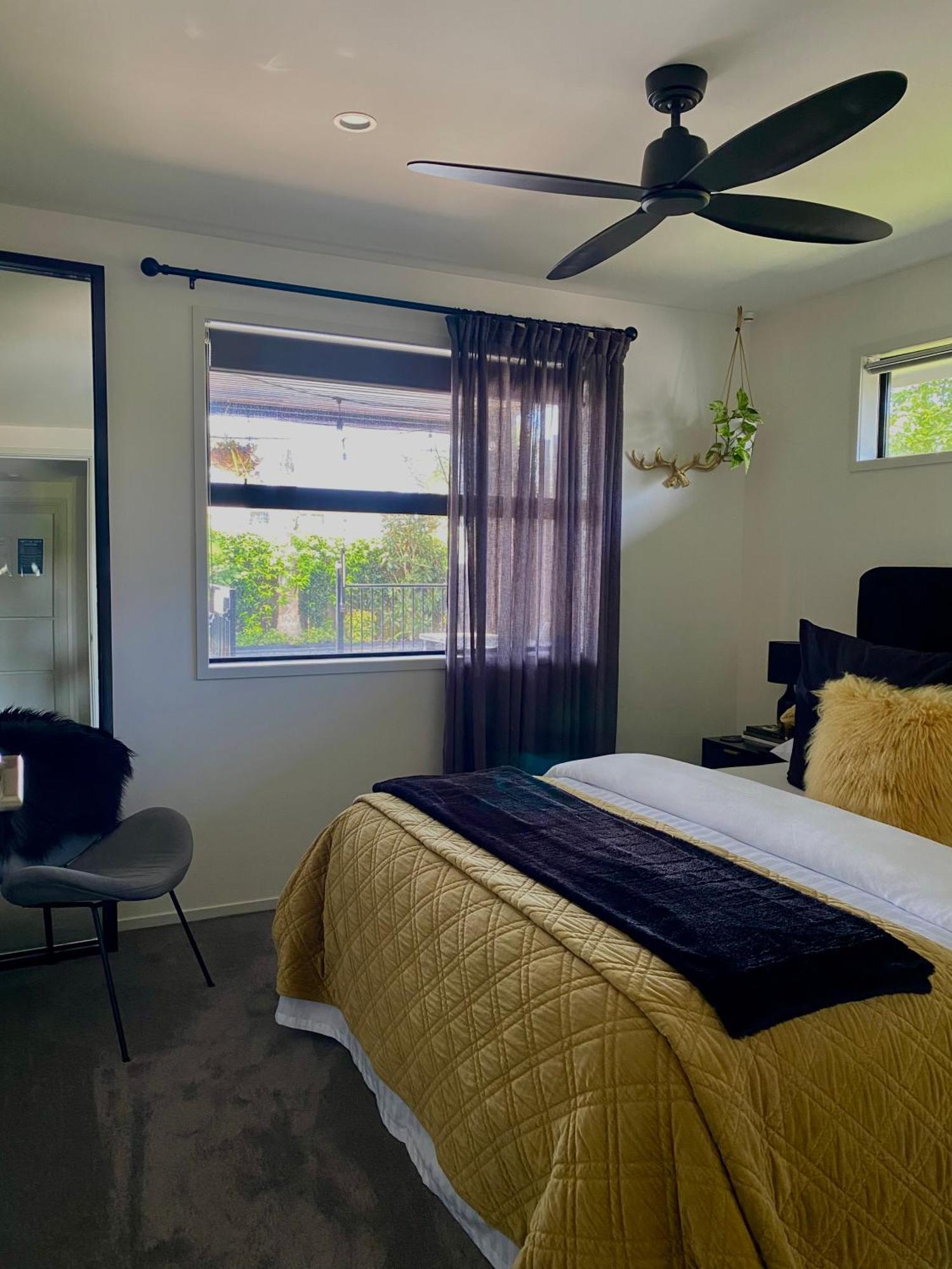 Private Papamoa Beach Paradise Bagian luar foto