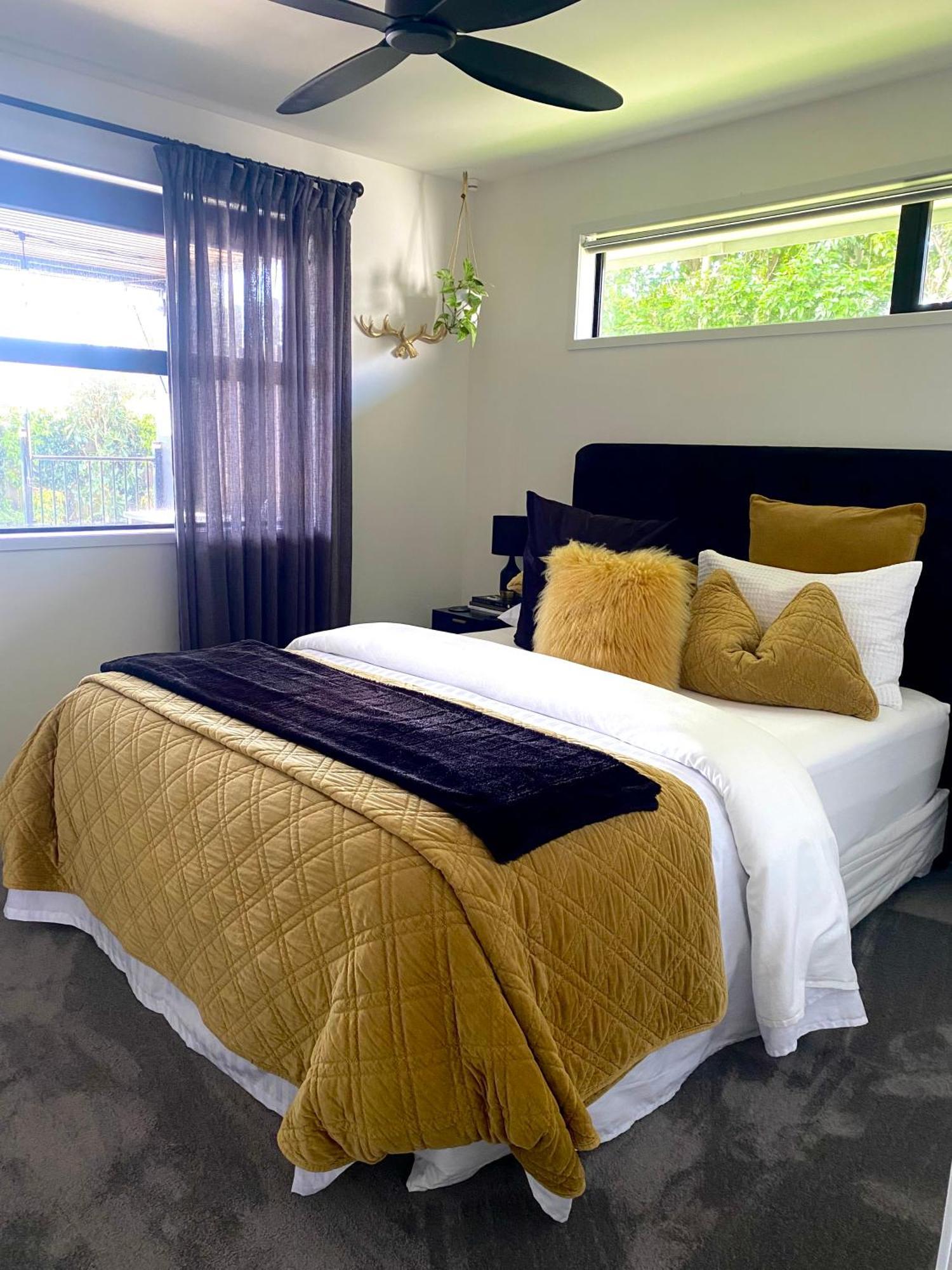 Private Papamoa Beach Paradise Bagian luar foto